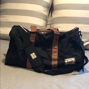 Men’s Herschel duffle